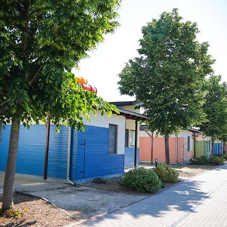 Barack Thermal & Natura Apartments Tiszakécske Buitenkant foto